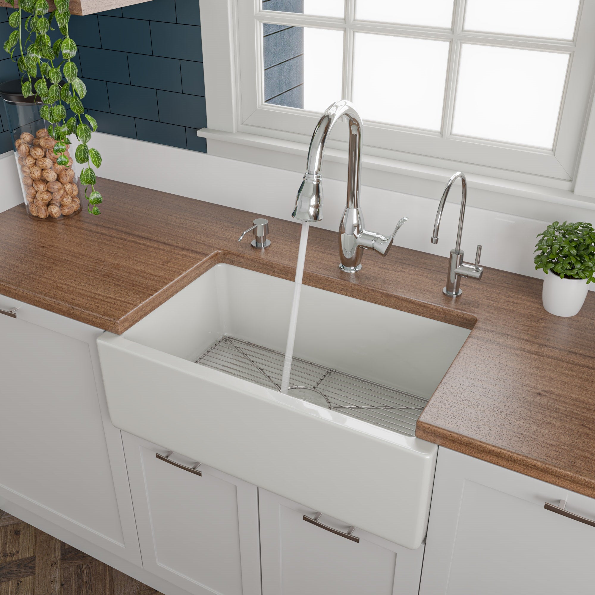 Reversible Smooth / Fluted Single Bowl Fireclay Farm Sink