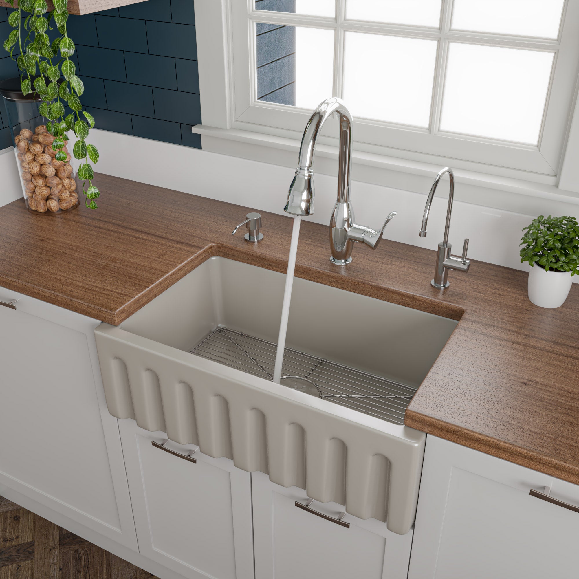 Reversible Smooth / Fluted Single Bowl Fireclay Farm Sink